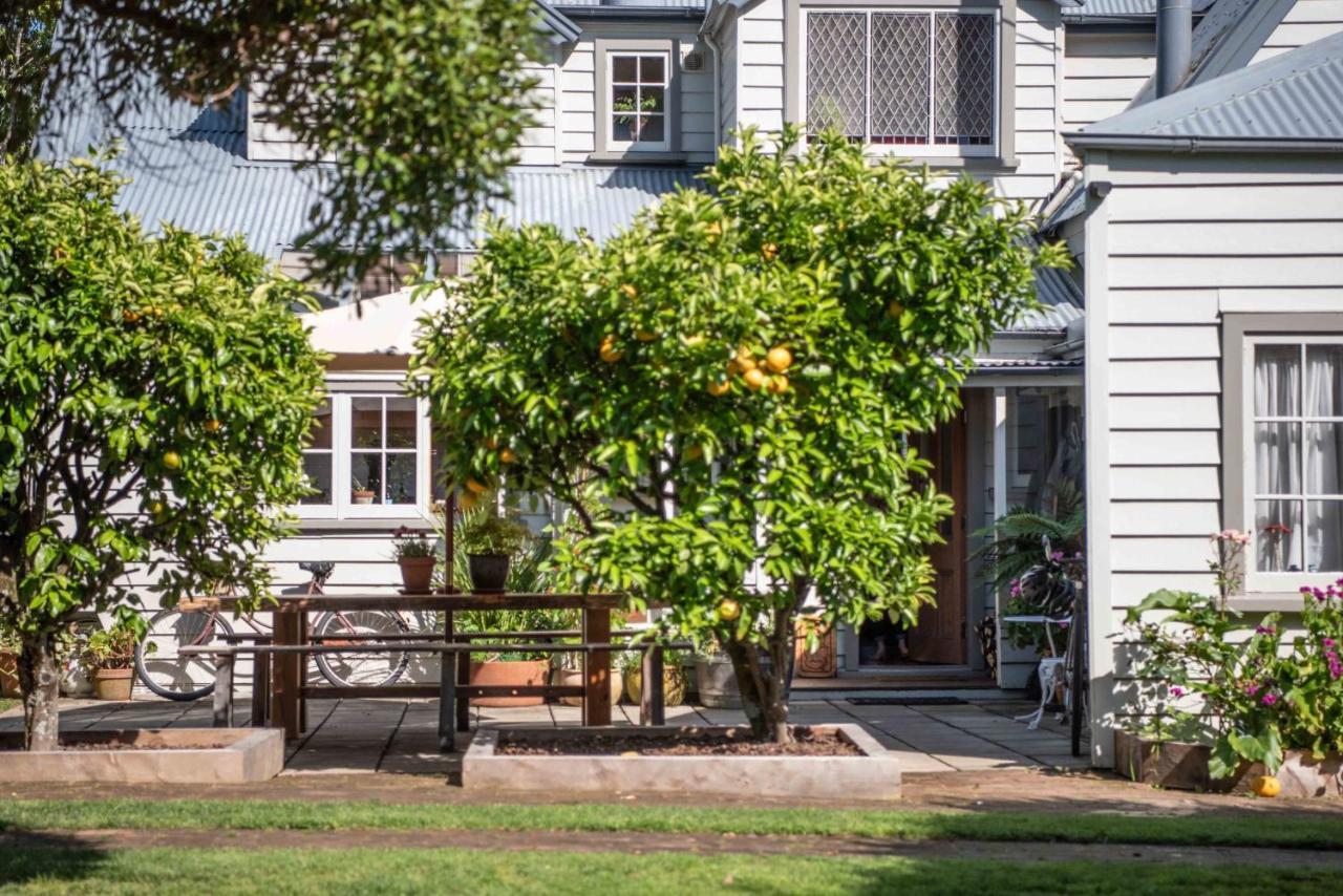 مبيت وإفطار أكارو French Bay House المظهر الخارجي الصورة