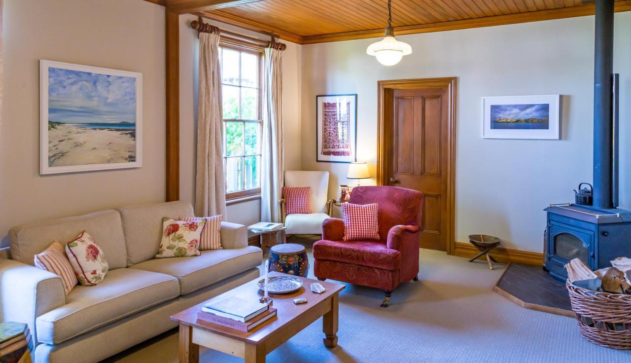 مبيت وإفطار أكارو French Bay House المظهر الخارجي الصورة